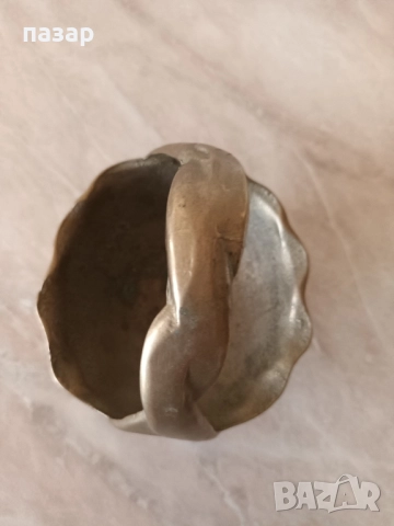 Кошничка бронзова за колекция