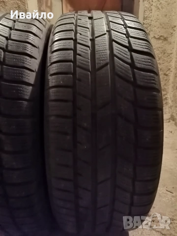 Продавам 2 броя зимни гуми 205.55.16 на 1 сезон дот 2019 Toyo , снимка 2 - Гуми и джанти - 53198952
