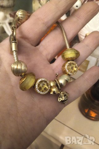 Pandora Сребърна позлатена гривна с 9 талисмана , снимка 3 - Гривни - 44277627