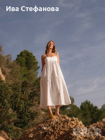 Памучна бяла дълга рокля с бродирани акценти теменушки, снимка 6 - Рокли - 42305804