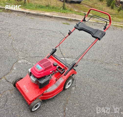 САМОХОДНА КОСАЧКА HONDA, ПЕРФЕКТНА., снимка 3 - Градинска техника - 51936291