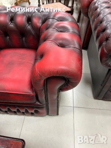 Троен Диван Честърфийлд Chesterfield oxblood., снимка 3 - Дивани и мека мебел - 52591464