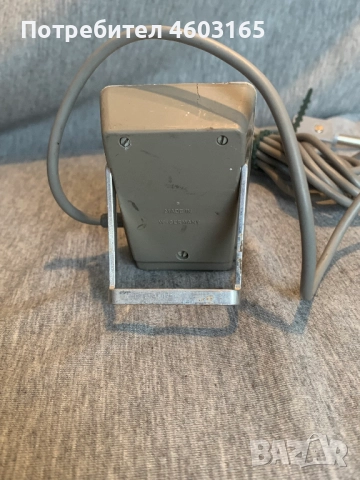 стар микрофон , снимка 3 - Антикварни и старинни предмети - 52029565