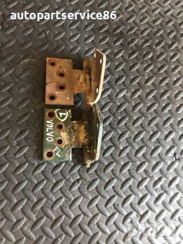 Комплект врата с панти предна лява горна и долна за Volvo FL6 (1994-2001)