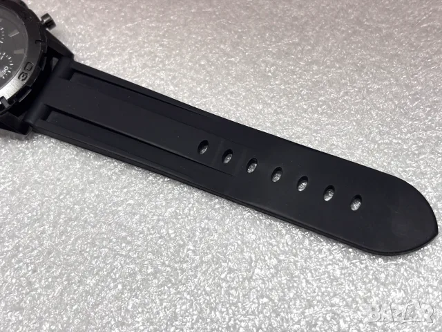Мъжки Часовник Хронограф GUESS U1350G2, снимка 11 - Мъжки - 55834373