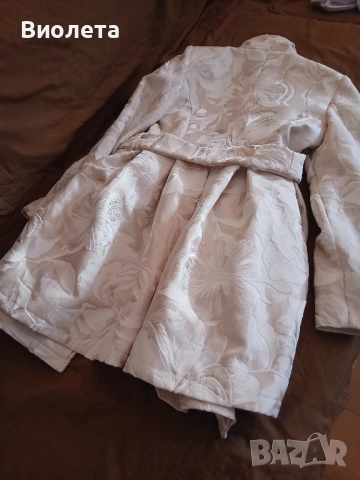 Дамска мода , снимка 2 - Сака - 52518724