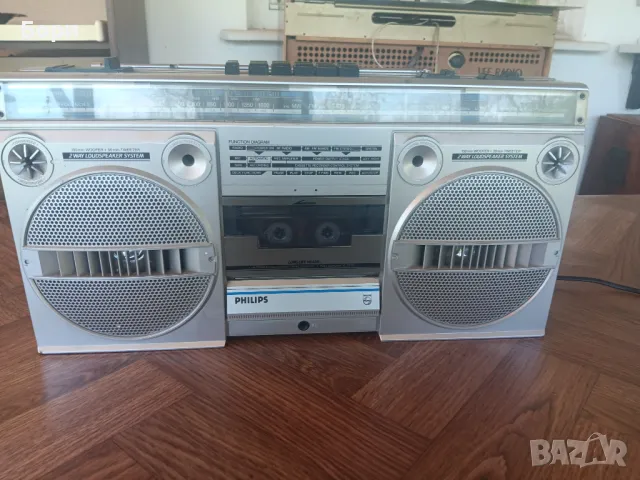 Радиокасетофон PHILIPS