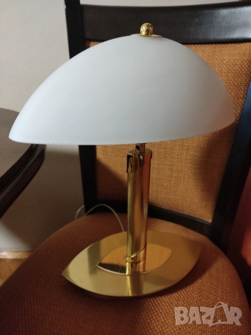 Настолна лампа с тъч-димеруема от месинг и стъкло, снимка 4 - Настолни лампи - 53511495