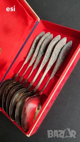 Големи посребрени лъжици МНЦ
Руски от едно време 
