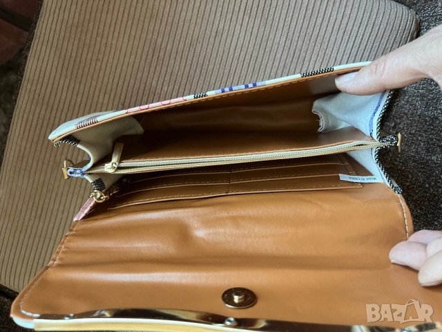 Дамска чанта, снимка 3 - Чанти - 51570488