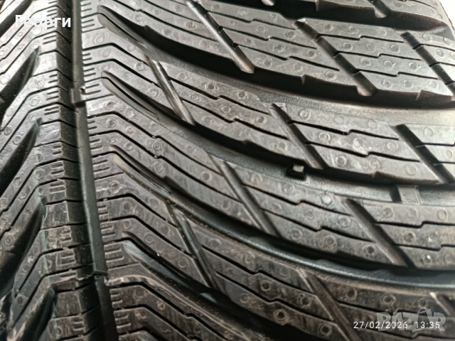 2бр.зимни гуми 245/45/17 Michelin, снимка 2 - Гуми и джанти - 53672088