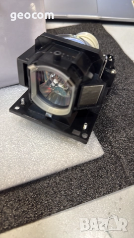 Hitachi DT01511 лампа за проектор (64V,210W,2500часа), снимка 3 - Плейъри, домашно кино, прожектори - 52598830