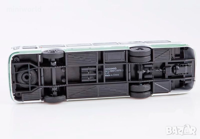 ЛАЗ 695Н градски автобус - мащаб 1:43 на Наши Автобуси моделът е нов в блистер, снимка 5 - Колекции - 52411415