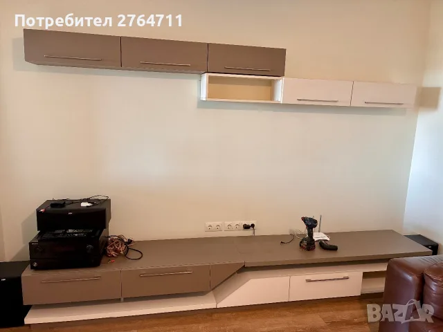 Холова секция - комплект, изработка по порьчка, като нова, снимка 2 - Секции и витрини - 55753138