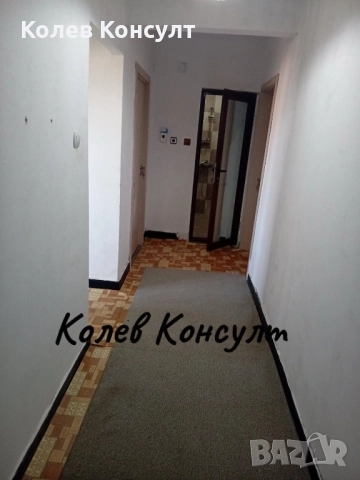 Продавам четиристаен апартамент в град Симеоновград, Ценрър , снимка 10 - Апартаменти - 51594604