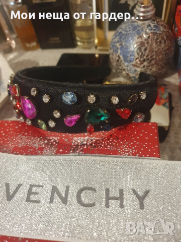 Диадема с кристали Zara ,Givenchy., снимка 3 - Аксесоари за коса - 44570338