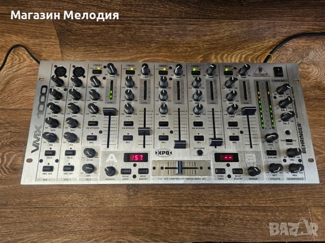 Миксер Behringer Pro Mixer VMX1000 Смесителен пулт – Огромен DJ пулт
