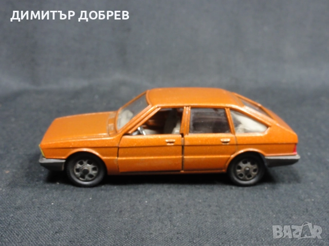 1/43 MEBETOYS ITALY SIMCA 1308 СТАРА РЕТРО МЕТАЛНА КОЛИЧКА , снимка 2 - Колекции - 52344461