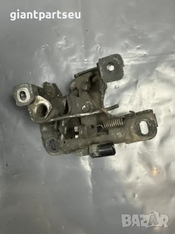 Ключалка Преден Капак VW AUDI АУДИ А3 A3 8L 8L0823500