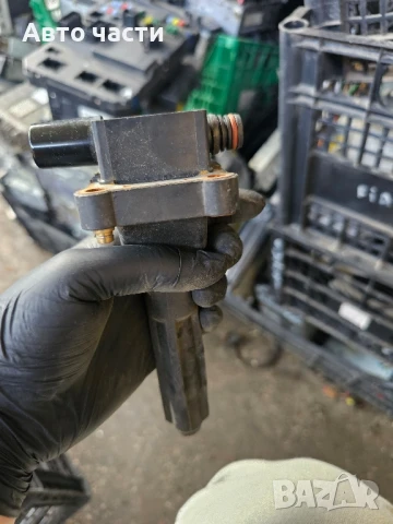 Бобина Mercedes E Class W210 2.0 i 136 конски сили A0001587503, снимка 2 - Части - 51048164