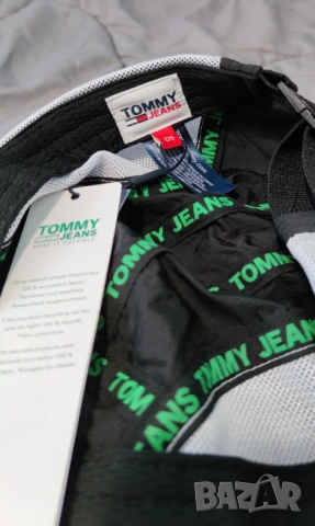 Tommy Hilfiger Шапка РАЗПРОДАЖБА, снимка 4 - Шапки - 52297622
