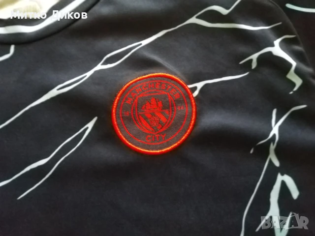 Манчестър Сити футболна тениска маркова на Пума №9 Ерлинг Холанд размер ХЛ юноши към С като нова, снимка 6 - Футбол - 51083642