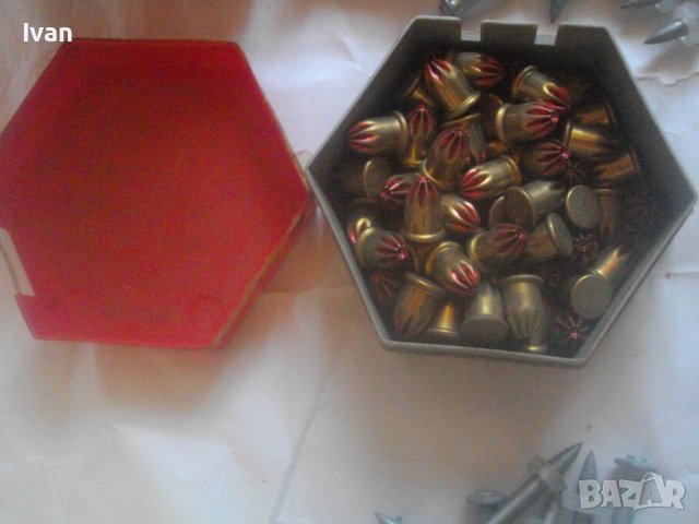 Капси Газов Заряд и Пирони За Хилти HILTI Директен Бърз Монтаж в Бетон/Желязо-Оригинални-Старо Качес, снимка 11 - Други инструменти - 44184352