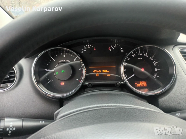 Peugeot 5008 1.6, снимка 11 - Автомобили и джипове - 53259626