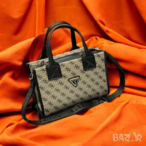 чанти guess, снимка 10 - Чанти - 51419688