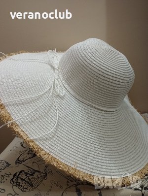 Широкопола бяла капела със Сламена лента, снимка 3 - Шапки - 41562041