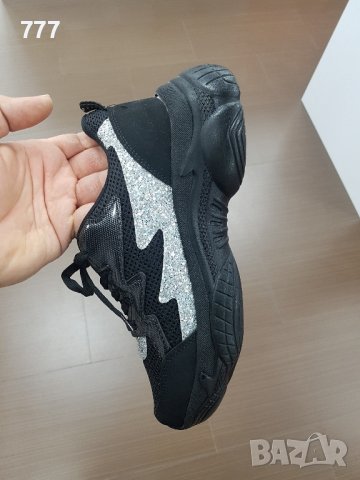 обувки , снимка 3 - Дамски ежедневни обувки - 44203338