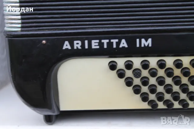 Немски акордеон ''Hohner Arietta IM'' , снимка 2 - Акордеони - 49895220