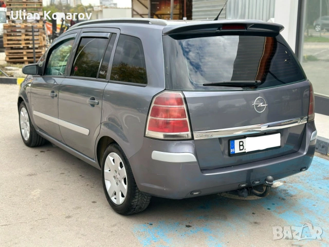 Opel Zafira ТОП* 1, 9cdti * напълно обслужена* 7 места * БАРТЕ, снимка 4 - Автомобили и джипове - 53810099