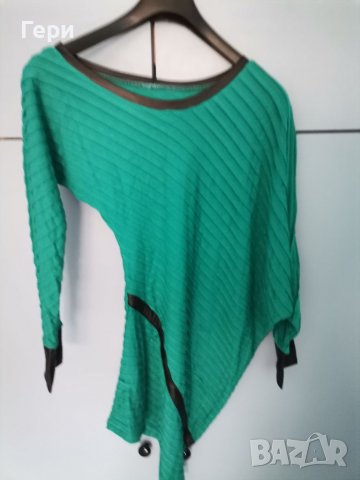 Туника на Lucy, снимка 2 - Туники - 40007814