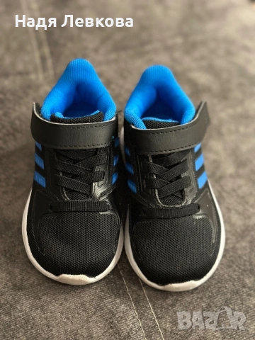 Маратонки Адидас , снимка 4 - Детски маратонки - 53487630