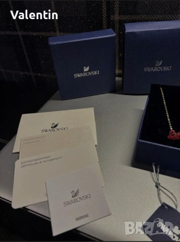 Swarovski/red swan(EXCLUSIVE), снимка 3 - Колиета, медальони, синджири - 53074365