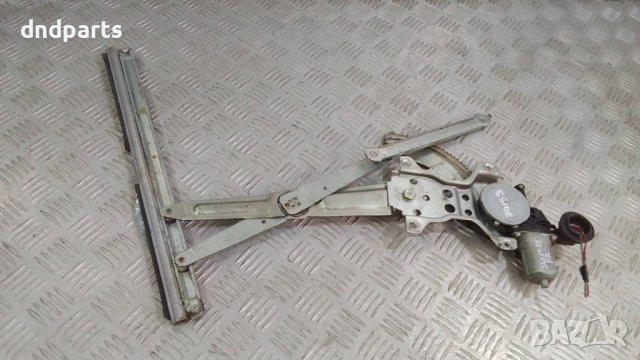 Стъклоповдигач Suzuki Swift 2005г.(преден десен)	