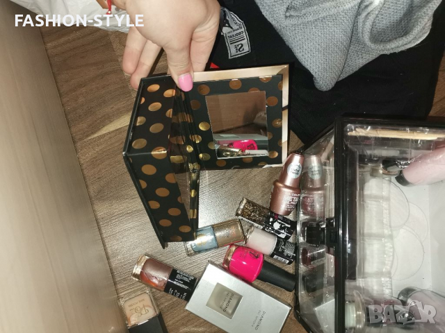 Комплект за маникюр , снимка 8 - Продукти за маникюр - 36259955