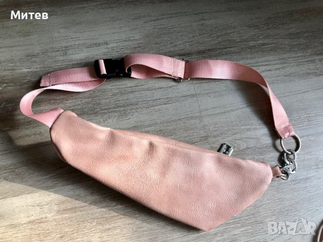 Дамска чанта/бъбрек, снимка 7 - Чанти - 42505163