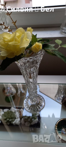 Кристална ваза, снимка 2 - Вази - 36212770