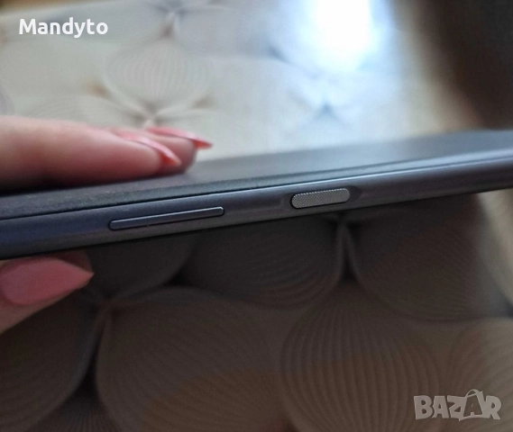 Таблет Lenovo TB-7304X за части, снимка 3 - Таблети - 51084632