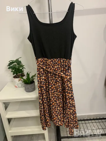 Красива рокля в размер S/M, снимка 10 - Рокли - 47562845
