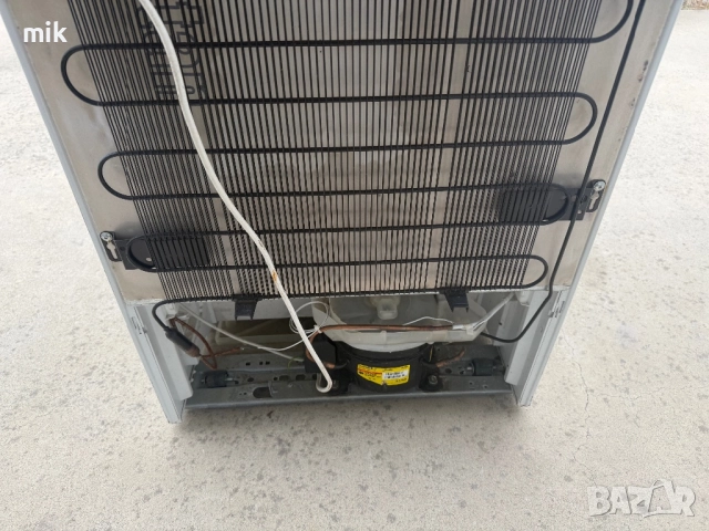 Хладилник - Охладител Bosch 170см , снимка 8 - Хладилници - 52053244