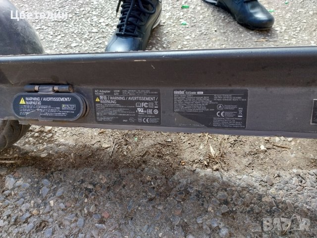 Тротинетка 65км. пробег, снимка 5 - Скейтборд, ховърборд, уейвборд - 44434461