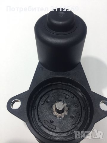 Моторче Електрическа Ръчна Спирачка Пасат 6 Зъба Шлици Тигуан Сеат Б6 Б7 VW Passat B6 B7 Seat Тiguan, снимка 5 - Части - 38961483