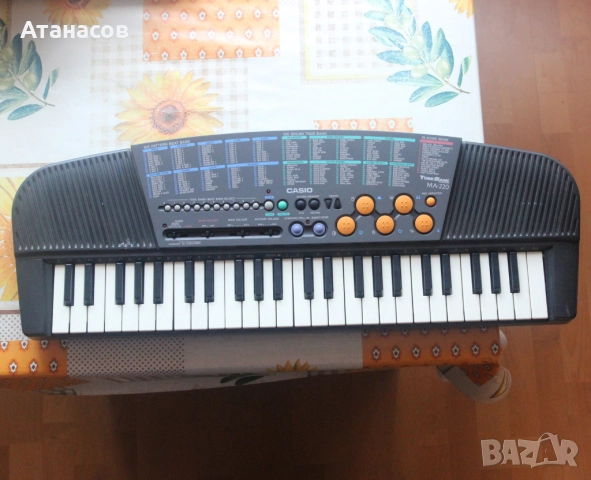 CASIO MA-220 KEYBOARD синтезатор