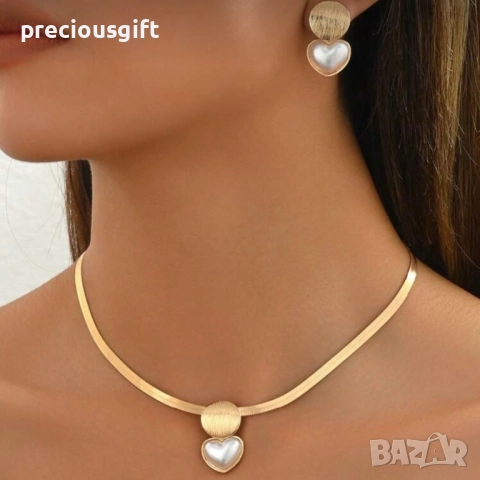 Комплект бижута от 2 части - колие и обеци, снимка 2 - Бижутерийни комплекти - 52913296