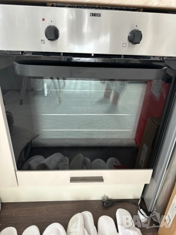 Нова фурна за вграждане  ZANUSSI ZOB365, снимка 5 - Печки, фурни - 53665350