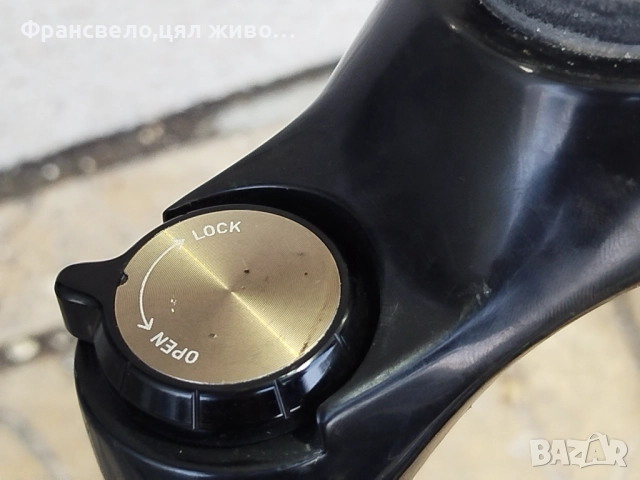 29 цола въздушна, заключваща вилка за велосипед колело rock shox , снимка 2 - Части за велосипеди - 52180141