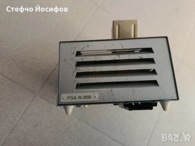 Прожекционен апарат , снимка 2 - Антикварни и старинни предмети - 51854582